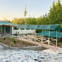 ویلا آبگرم سرپوشیده باغ بهادران|اجارهٔ کوتاهمدت ویلا و باغ|باغ بهادران, |دیوار