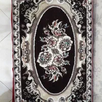 1جفت پشتی بسیار زیبا کاملا سالم در حد نو