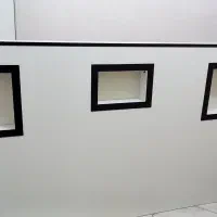 تخت دو نفره سفید مشکی همراه پایه های تشک