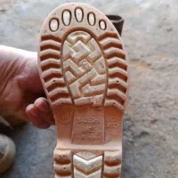 کفش و چکمه