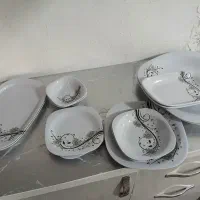 سرویس ملامین ۱۲نفره نو مناسب جهزیه|ظروف سرو و پذیرایی|دوگنبدان, |دیوار