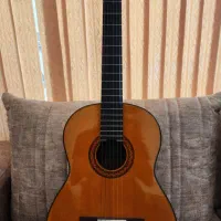 گیتار یاماها c70 فوق تمیز