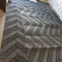 یک موکت ۹ متری طوسی