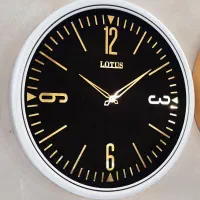 ساعت دیواری