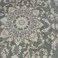 قالی گل برجسته