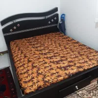 تخت دونفره