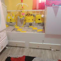 سرویس تخت و کمد سه تیکه