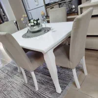 میز نهارخوری ۴ نفره