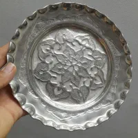 جای شیرینی|کلکسیون اشیاء عتیقه|بروجرد, |دیوار