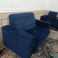 مبل شیک و سالم و تمیز و بادوام و محکم