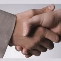 مدیر داخلی و دستیار مدیر عامل