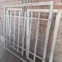 پنجره آهنی کار کرده