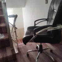 صندلی اداری چرخدار با کیفیت