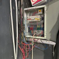تکنسین برق و موتورخانه