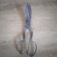 قیچی قدیمی
