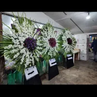 تاج گل فانتزی مربعی تبریک ترحیم تسلیت نمایشگاهی