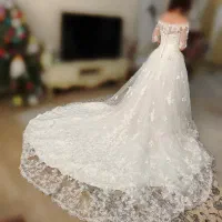 دو عدد لباس عروس دانتل