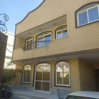 معاوضه ویلایی دو طبقه سیمرغ با شاهین شهر|فروش خانه و ویلا|شاهین‌شهر, شهرک هشت بهشت|دیوار