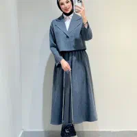 کت و دامن دیپلوماتی