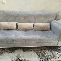 مبل نیم ست ۵نفره و میز تی وی و میز تلفن