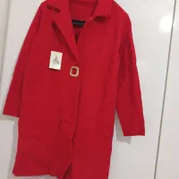 مشکی ۲۵۰سفید ۱۴۰ پالتو قرمز ۲۲۰ هزار تومان|کیف، کفش، کمربند|اسلامآباد غرب, |دیوار