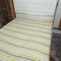 تخت دونفره