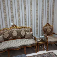 مبل استیل ۹ نفره در حد نو با میز و عسلی