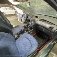 پژو۲۰۶ مدل ۱۳۸۰ وارداتی فرانسه