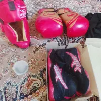 دستکش بوکس کلاه بوکس کفش بوکس
