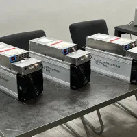 دستگاه ماینر M61 (190 192) آکبند کابل و گارانتی