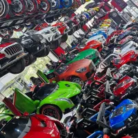 ماشین شارژی درب باز شو ++ چراغ دارxx55|اسباببازی بچه|کرج, کیانمهر|دیوار