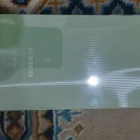 یک عدد گوشی آ0پنج به فروش می‌رسد