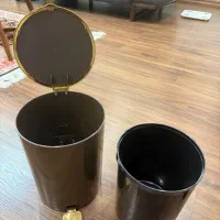 سطل زیاله پدال دار