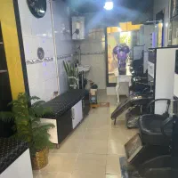 اجاره مغازه مناسب ارایشگاه زنانه یا مردانه|اجارهٔ مغازه و غرفه|شیراز, شهرک بهار|دیوار