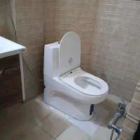 نصب توالت فرنگی و شیرالات.