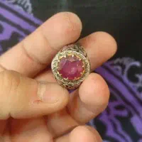 انگشتر زیبا با سنگ اصیل