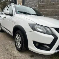 کوئیکR سفید مشکی مدل۹۸