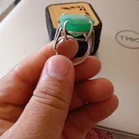 انگشتر نقره‌ای سنگ زمرد از کشور خارج شمال پاکستان|جواهرات|اصفهان, عمان سامانی|دیوار
