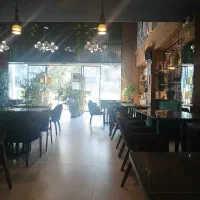 جذب نیروی کمک اشپز فست فود