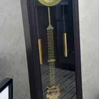 ساعت ایستاده کاملا سالم