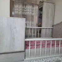 تخت و کمد نوزاد نوجوان