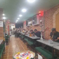 وسط کار قهوه خانه
