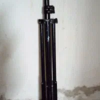 سه پایه دوربین ونور