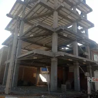 ساختمان ۴طبقه مسکونی دو نبش خیابان اصلی|فروش خانه و ویلا|زیویه, |دیوار