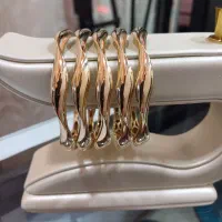 فروش طلا النگواماراتیلوکس