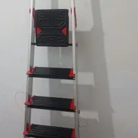 پله آلومینیومی مدل کلاسیک  در حد نو