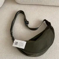 کیف بادی بگ|کیف، کفش، کمربند|شیراز, پشم شیشه|دیوار