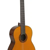 گیتار یاماها c80 اصل همراه با کیف و وسایل جانبی