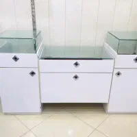 ویترین بدلیجات و ساعت