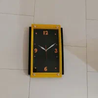 ساعت دیواری